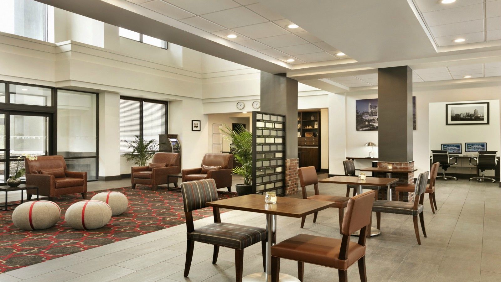 Four Points By Sheraton Raleigh North Restoran gambar